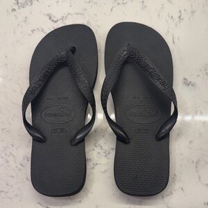 Havaianas Classic Black Sandals